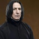 14.jan.2016 - O ator britânico Alan Rickman, mais conhecido por ter vivido o professor Snape na saga "Harry Potter", morreu em Londres, aos 69 anos. O ator tinha câncer e a morte foi confirmada pela família nesta quinta-feira (14). - Reproduçao