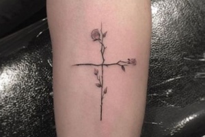 Fe E Protecao 30 Tatuagens Religiosas Para Voce Se Inspirar Listas Bol As tatuagens religiosas sao um tipo de tatuagem muito solicitada nos estudios de tattoo. fe e protecao 30 tatuagens religiosas