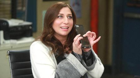 BROOKLYN NINE-NINE: Chelsea Peretti in the first half of the special one-hour season finale 