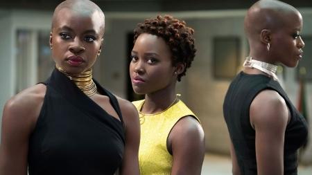 Lupita Nyong'o e Danai Gurira em Pantera Negra