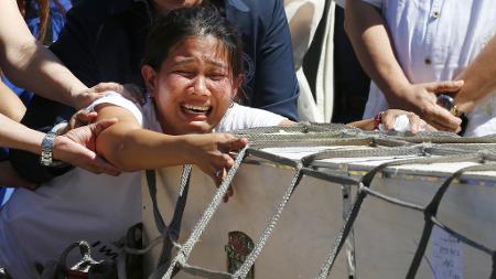 AP Photo/Bullit Marquez