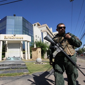 Daniel Walker/Reuters