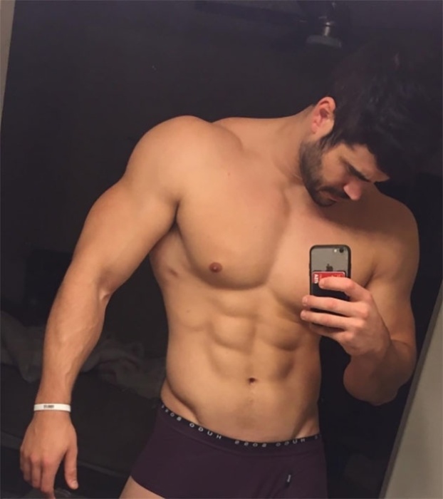 Conheça o Homem Árvore o personal trainer fortão que faz sucesso nas redes sociais BOL Fotos