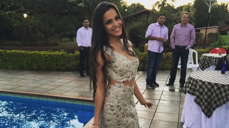 20.jan.2017 - Emilly Araújo já foi namorada do cantor Juliano, da dupla Henrique e Juliano. "Ele me fazia sentir a mulher mais maravilhosa do mundo", contou a estudante gaúcha - Reprodução/Instagram/emillyaraujoc