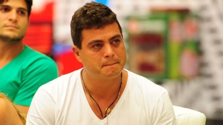 Dhomini, vencedor do BBB 3, foi condenado a pagar indenização para Prefeitura de Goiânia após tentar carreira no sertanejo - Reprodução/TV Globo