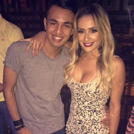 Kell posa com Babi Muniz, uma de suas primeiras clientes famosas - Arquivo pessoal