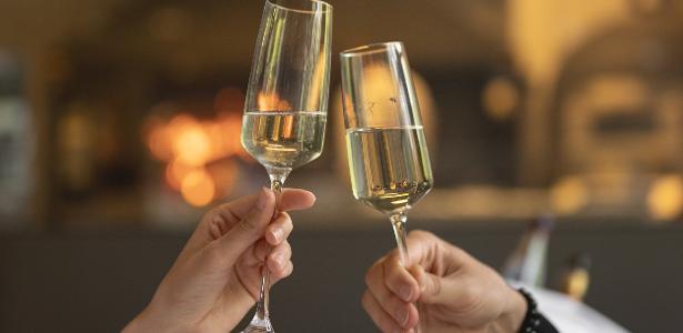 Volta no tempo? Voos permitem comemorar o Ano-Novo duas vezes