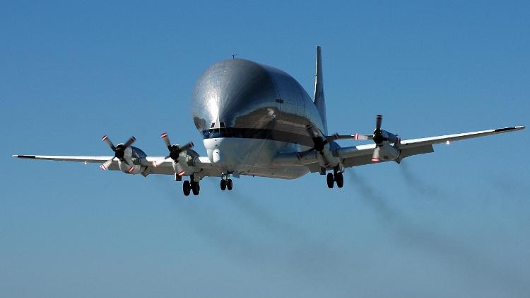 Super Guppy da Nasa, que levou partes de foguetes do programa espacial dos EUA