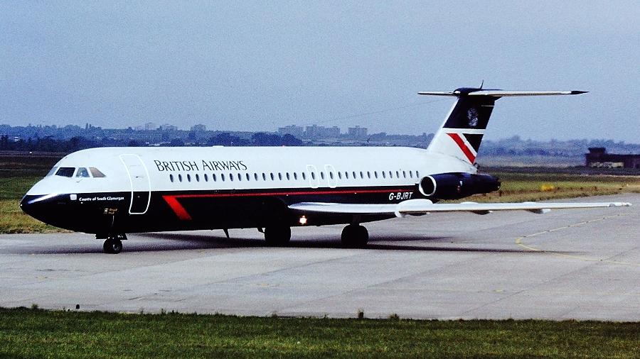 Avião G-BJRT da British Airways fotografado em Birmingham em 1989 - Rob Hodgkins/Wikimedia Commons