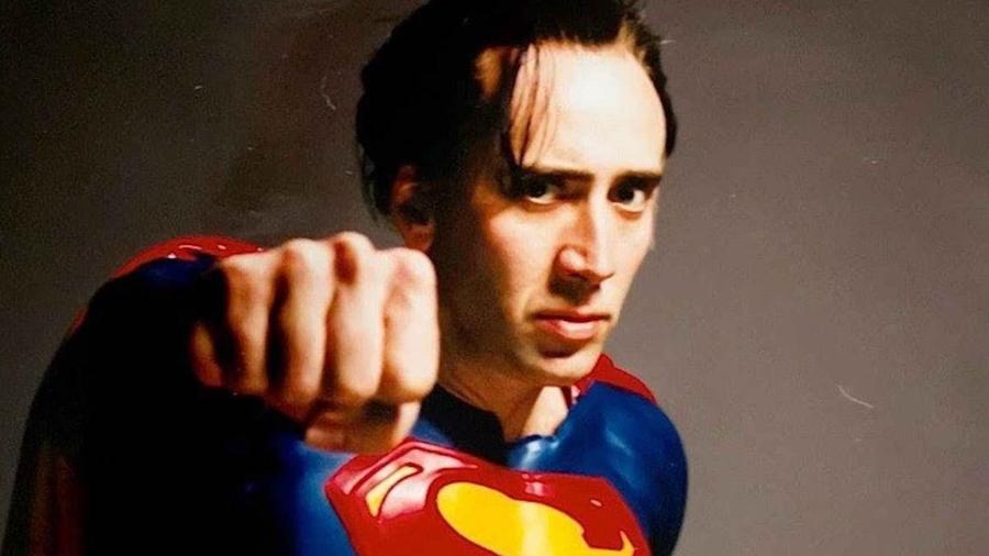 Nicolas Cage teste um traje do Homem de Aço para o nunca filmado 'Superman Lives' Nicolas Cage teste um traje do Homem de Aço para o nunca filmado 'Superman Lives'