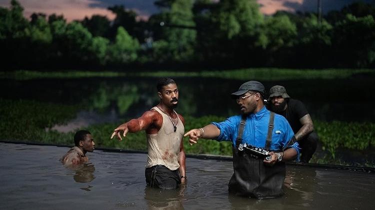 Michael B. Jordan e o diretor Ryan Coogler nas filmagens de 'Pecadores' Michael B. Jordan e o diretor Ryan Coogler nas filmagens de 'Pecadores'