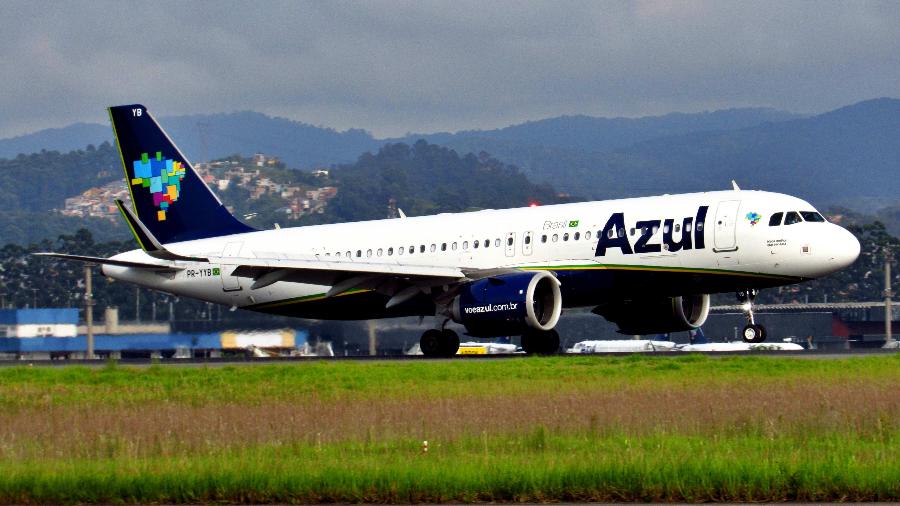Avião Airbus A320 da Azul. Empresa realiza o voo mais longo dentro do Brasil Avião Airbus A320 da Azul. Empresa realiza o voo mais longo dentro do Brasil