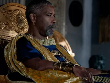 Denzel Washington comenta beijo gay que foi retirado de 'Gladiador 2': 'Se acovardaram'