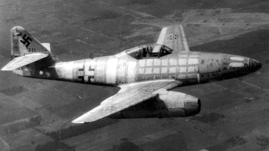 Messerschmitt Me 262, o primeiro caça a jato do mundo, que foi desenvolvido pelos nazistas