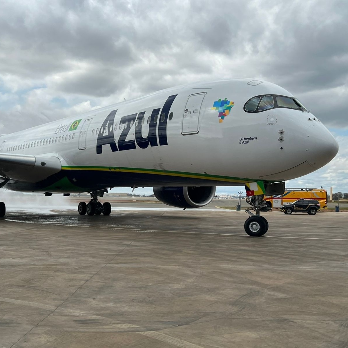 Maior da empresa: Azul estreia voos com o A350