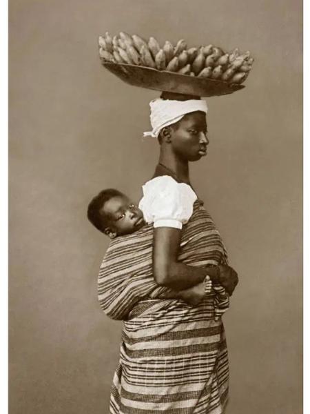 Mulher negra com o filho, em Salvador, em 1884. - Marc Ferrez/Acervo Instituto Moreira Salles