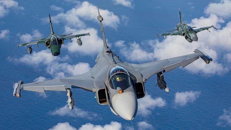 Caças de alta performance da FAB, incluindo o AMX, o Gripen e o F-5 Caças de alta performance da FAB, incluindo o AMX, o Gripen e o F-5