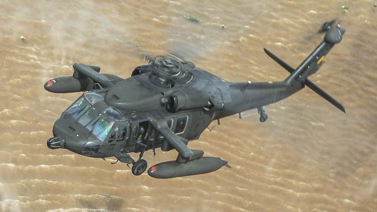 Helicóptero UH-60 Black Hawk do Exército Brasileiro