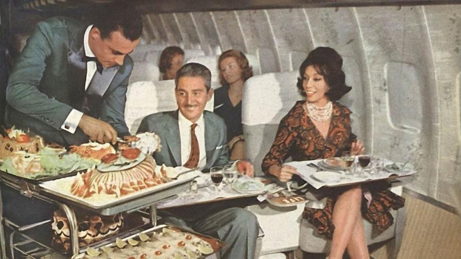 Reprodução de propaganda antiga da Varig: Companhia aérea possuía excelência no serviço de bordo - Reprodução