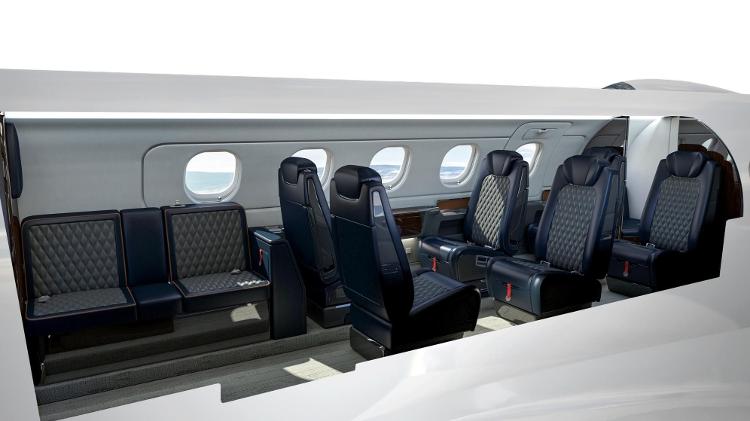 Recorte mostra o interior do jato executivo Embraer Phenom 300 Recorte mostra o interior do jato executivo Embraer Phenom 300