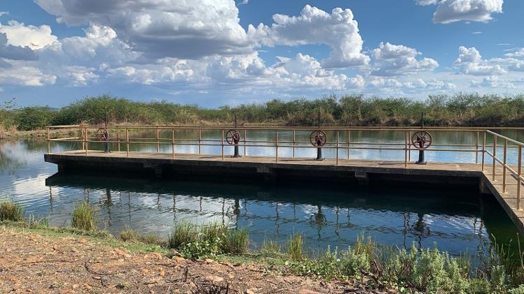 Sistema Itaparica de fornecimento de água para agricultura familiar, às margens do rio Francisco