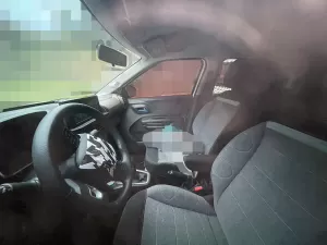 Interior do SUV cupê Citroën Basalt é flagrado antes do lançamento; veja