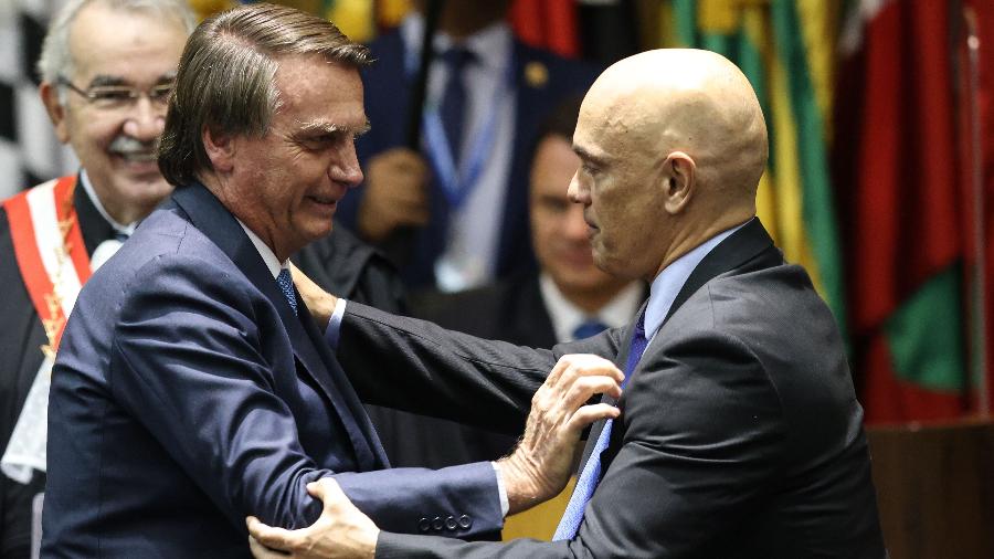 O presidente Jair Bolsonaro encontra o ministro do STF, Alexandre de Moraes. - Gabriela Biló/Folhapress
