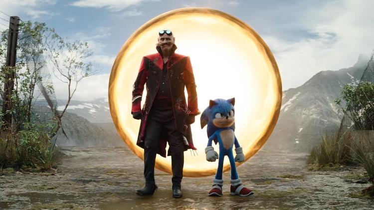 Aliança incomum: Robotnik (Jim Carrey) e Sonic lutam juntos