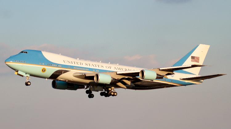 Avião VC-25, conhecido como Força Aérea Um, que leva o presidente dos EUA