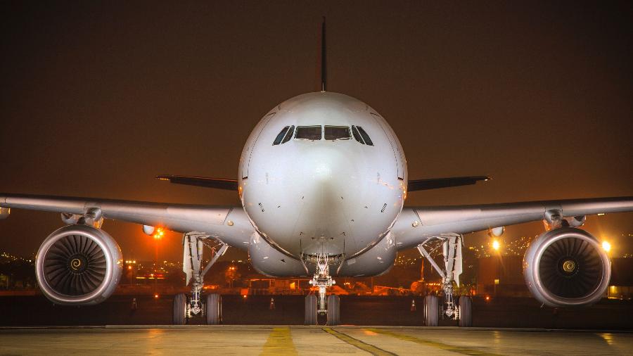 Avião KC-30 (Airbus A330 MRTT), o maior já operado pela FAB, é utilizado em repatriação de brasileiro em Israel e na Palestina