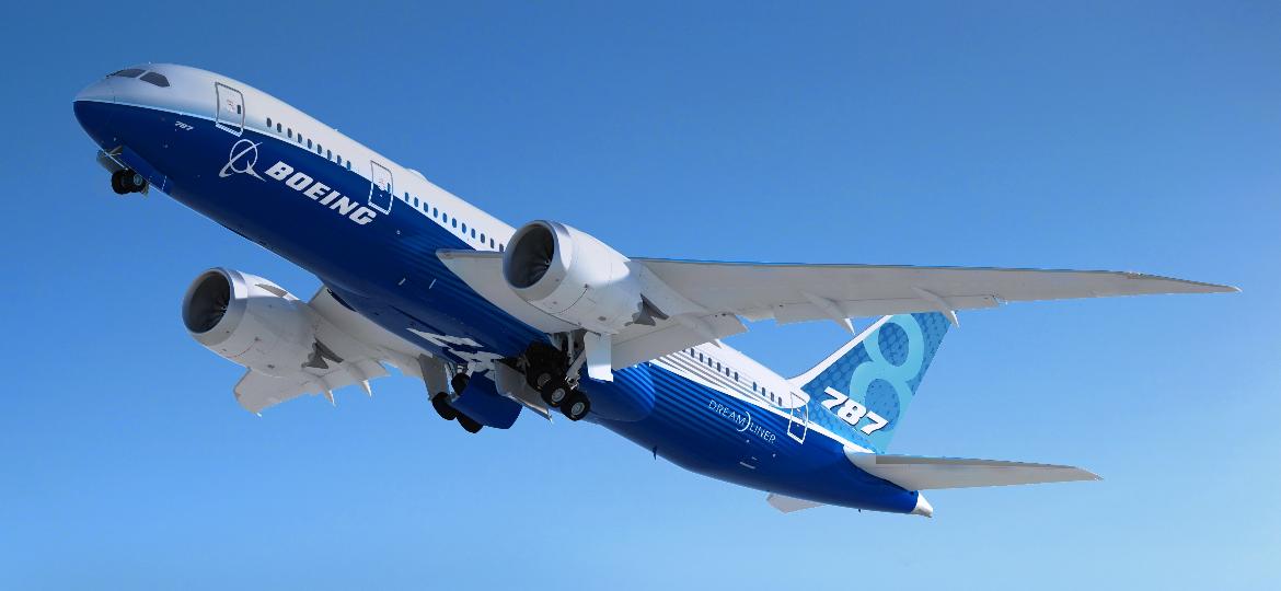 Boeing 787 é um dos modelos mais avançados no mercado, e um dos primeiros a utilizar materiais compostos na fuselagem - Divulgação/Boeing