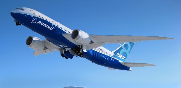 Boeing denies whistleblower accusations that the 787 plane crashed during flight