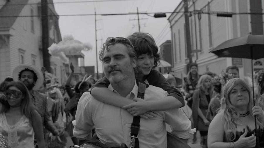 Joaquin Phoenix e Woody Norman e "Sempre em Frente" - Diamond