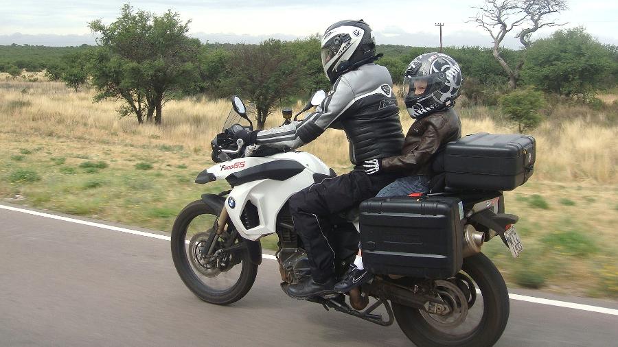 Afinal, pode levar criança na moto?