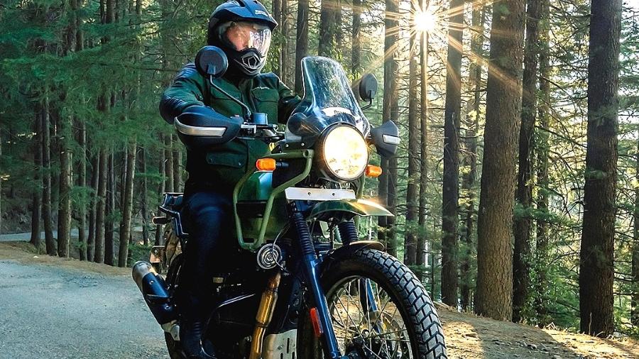 Royal Enfield Himalayan 2022 ganha melhorias no assento e bagageiros, além de contar com sistema de navegação, baseada no Google Maps - Divulgação