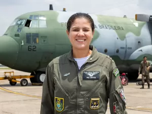 'Céu não é o limite': Major Joyce é a 1ª mulher a comandar esquadrão da FAB