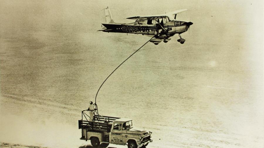 Avião Cessna 172 "Hacienda" durante o voo mais duradouro da história: 64 dias, 22 horas, 19 minutos e 5 segundos - Arquivo/San Diego Air & Space Museum