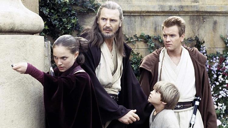 Natalie Portman, Liam Neeson, Jake lloyd e Ewan McGregor em 'Star Wars: A Ameaça Fantasma'
