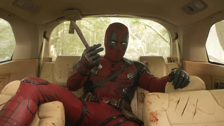 Ryan Reynolds capricha na metralhadora verbal como Deadpool