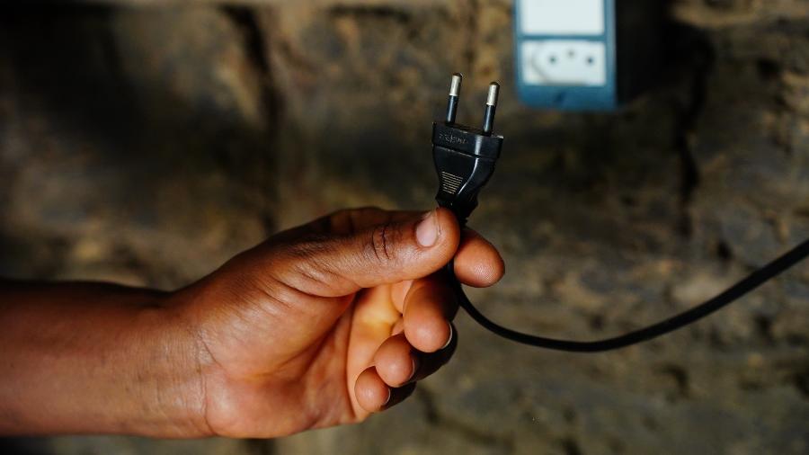 Energia elétrica chega a comunidade isolada por meio do Luz para Todos