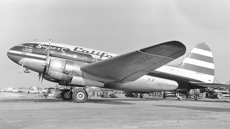 Curtiss C-46 'Super C' da California Central Airlines no ano de 1957: Modelo era o mesmo usado pela Lóide Aéreo Nacional