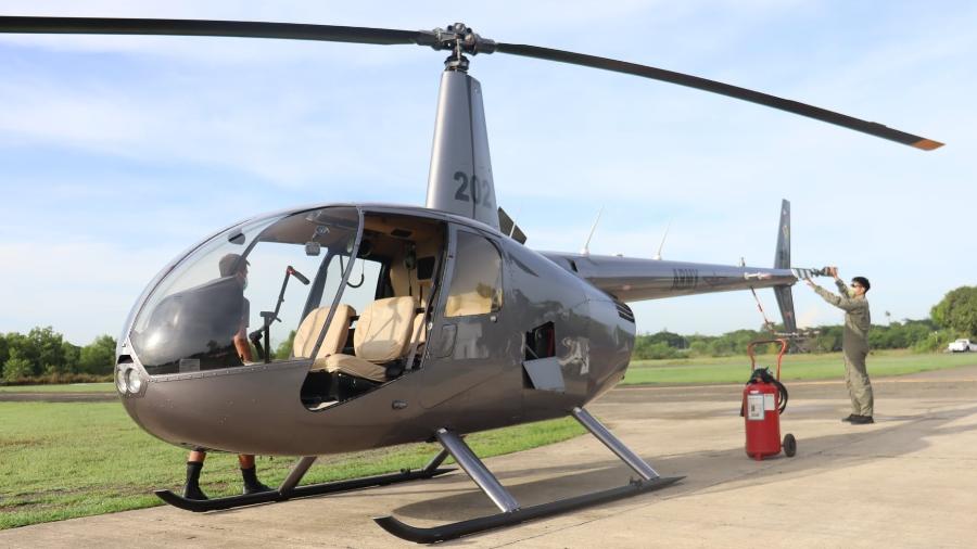 Imagem ilustrativa do Helicóptero R44; modelo semelhante desapareceu no litoral paulista