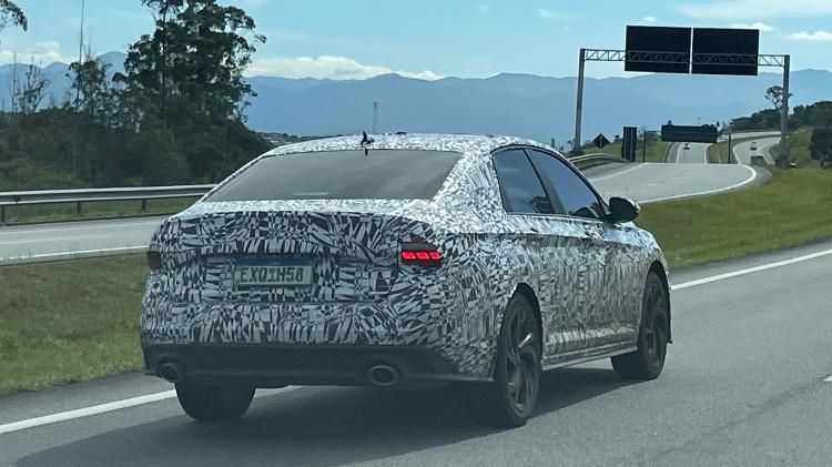 Flagra Volkswagen Jetta GLI