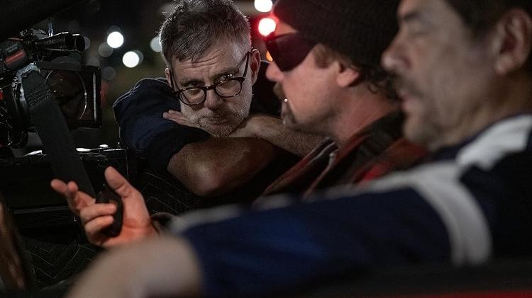 Paul Thomas Anderson dirige Leonardo DiCaprio e Benicio Del Toro em 'Uma Batalha Após a Outra' Paul Thomas Anderson dirige Leonardo DiCaprio e Benicio Del Toro em 'Uma Batalha Após a Outra'