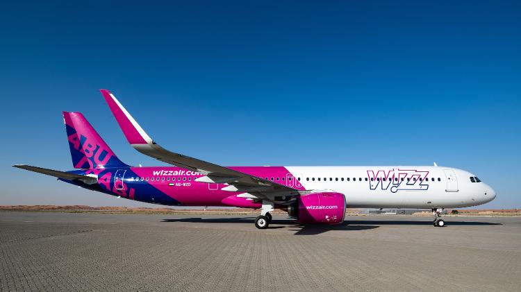 Avião da Wizz Air: empresa tem sede na Hungria é adota o modelo ultra low cost