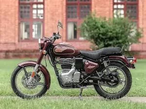 Moto mais antiga do mundo pode voltar a ser vendida no Brasil; veja modelo