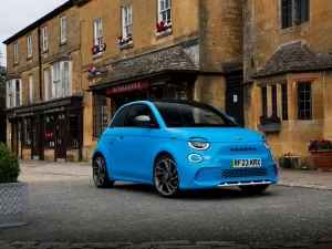 Fiat terá seu primeiro esportivo elétrico lançado no Brasil; veja detalhes