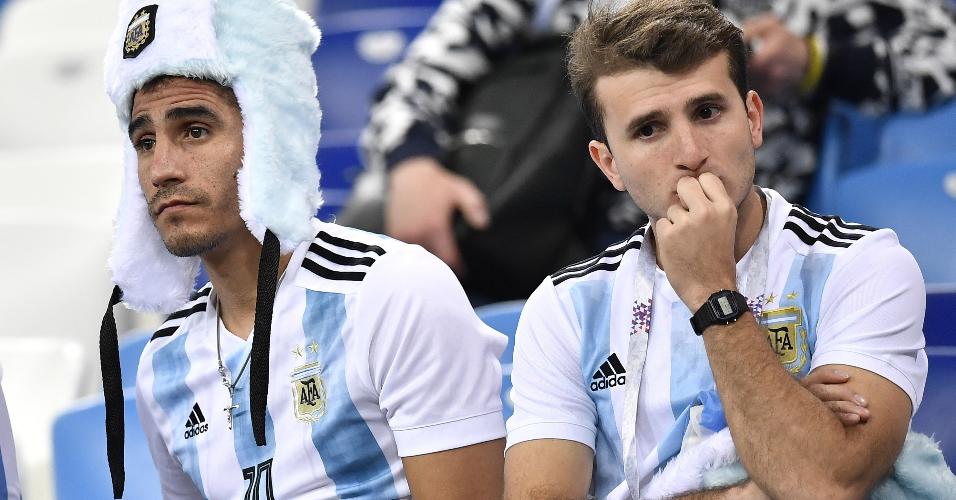 Torcedores da Argentina lamentam derrota para a Croácia na Copa do Mundo