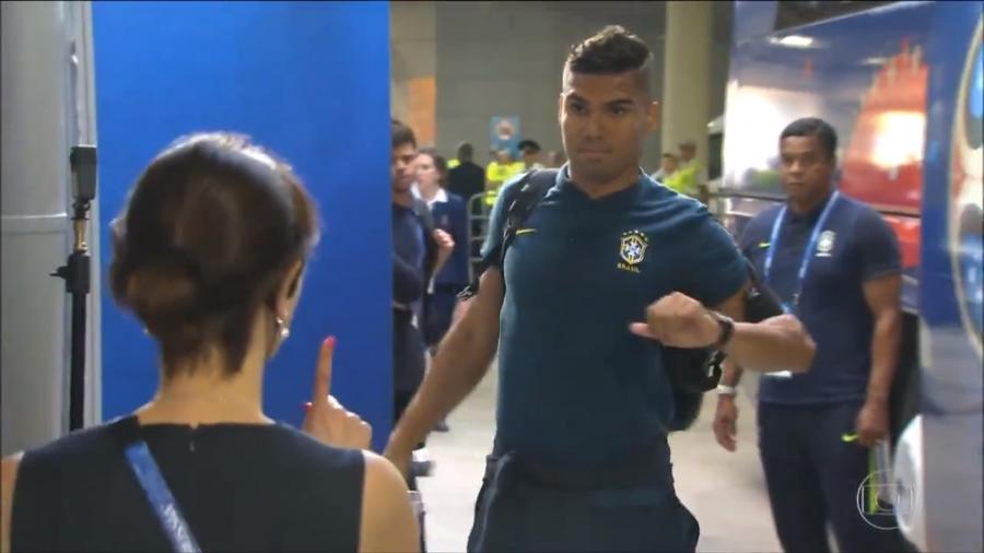 Casemiro é impedido de entrar no vestiário da seleção brasileira - Reprodução
