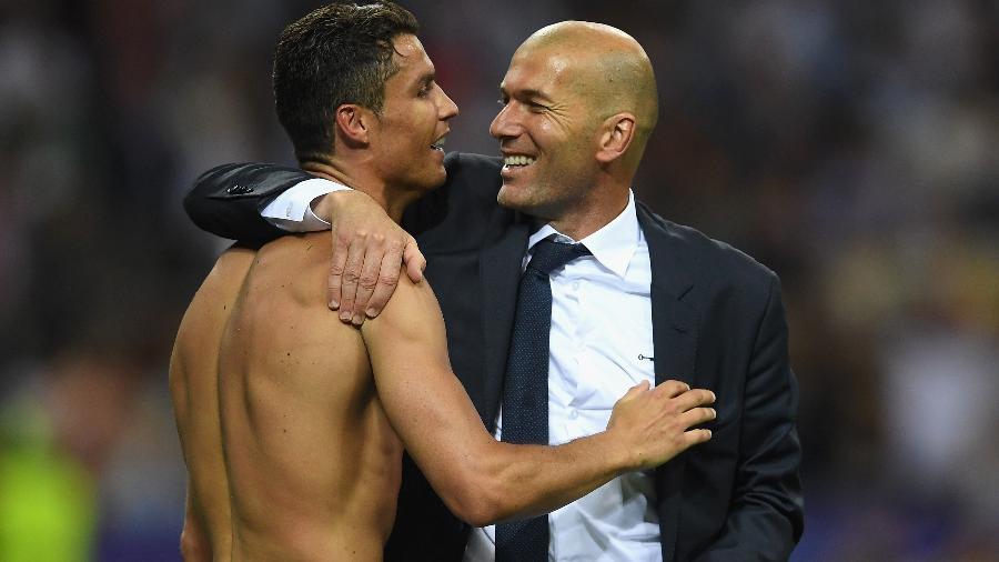 Zidane e Cristiano Ronaldo comemoram a conquista da Liga dos Campeões em 2016 - Laurence Griffiths/Getty Images